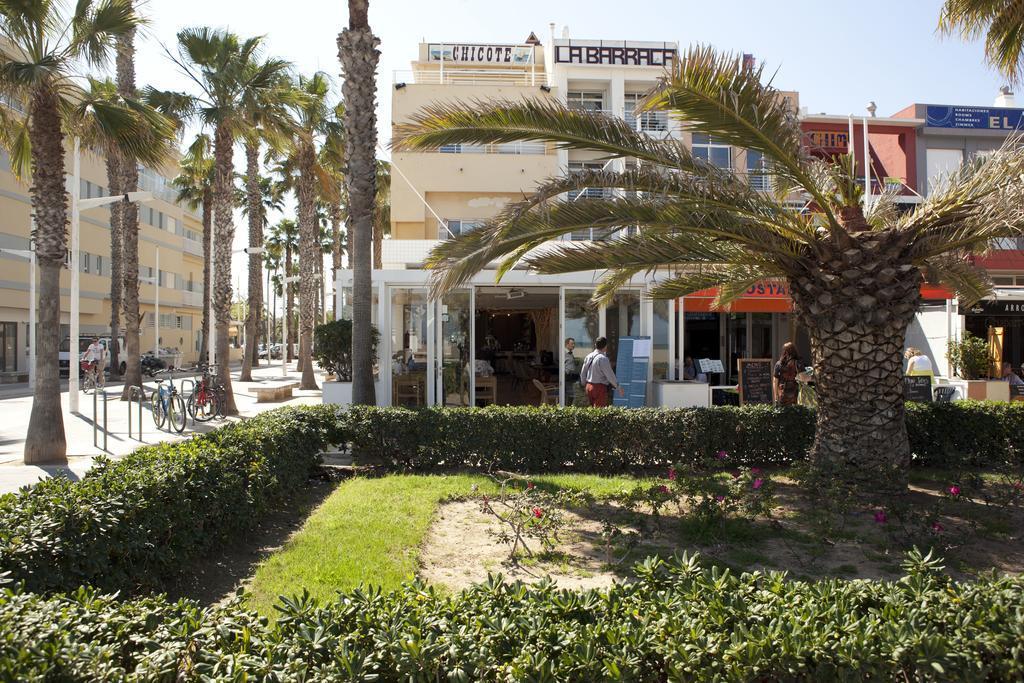 Malvarrosa Beach Rooms Валенсія Екстер'єр фото